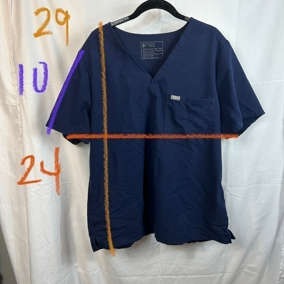 Figs Scrubs Top Technician Collection Catarina One Pocket Pullover V-Neck Top - Picture 7 of 11